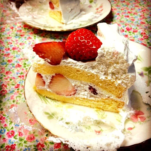 Snapdishの料理写真:いちごのショートケーキ。|SAYURIさん