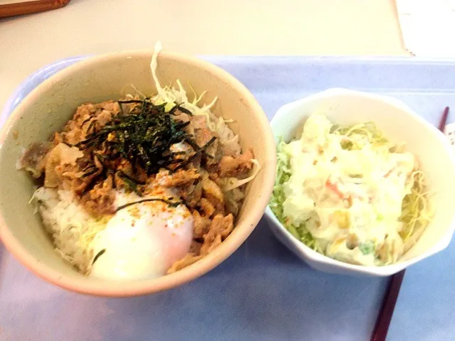 Snapdishの料理写真:豚玉とろ丼|のりこさん