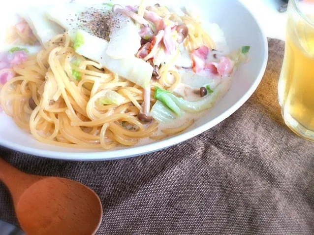 白菜とベーコンのクリームパスタ|ベレー帽さん