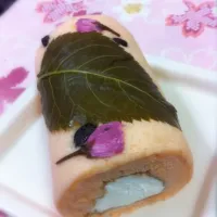 rollcake|Maki Kurashigeさん