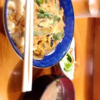 Snapdishの料理写真:たまご丼|まけまけさん