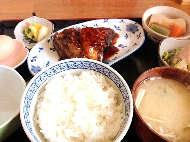 ブリの照り焼き＆卵かけご飯|しんちゃん♪さん