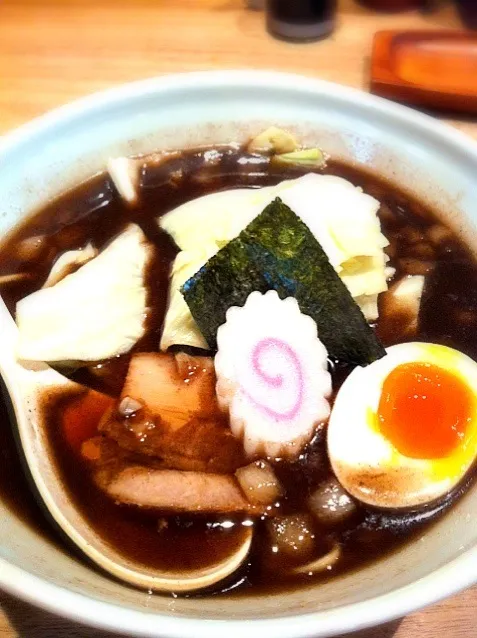 Snapdishの料理写真:焦がし醤油ラーメン|yuriさん