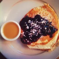 blueberry pancakes|lindsay stuartさん