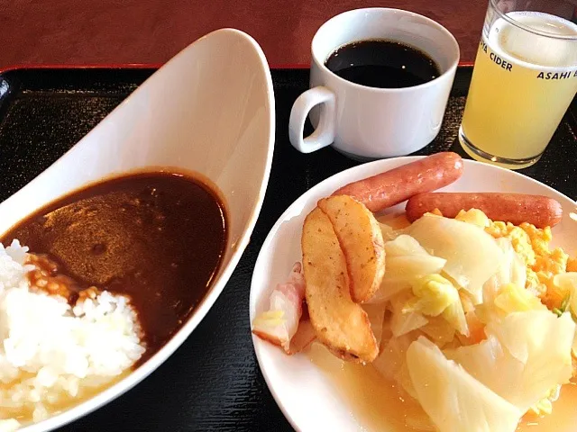 ホテルの朝食バイキングにて|大阪カレー部長さん