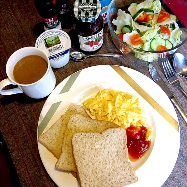 Snapdishの料理写真:今日の昼ごはん|Keiさん