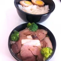 ぶた紅茶煮丼弁当☆|やむやむさん