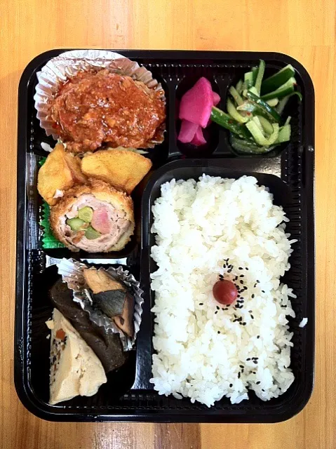 日替わり幕の内弁当|たんぽぽ娘さんさん