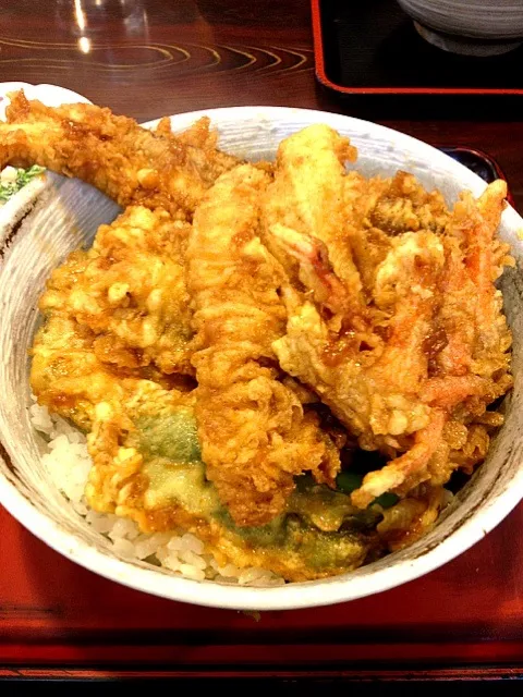 穴子天丼。ちょーうまそう^^|トミーさん