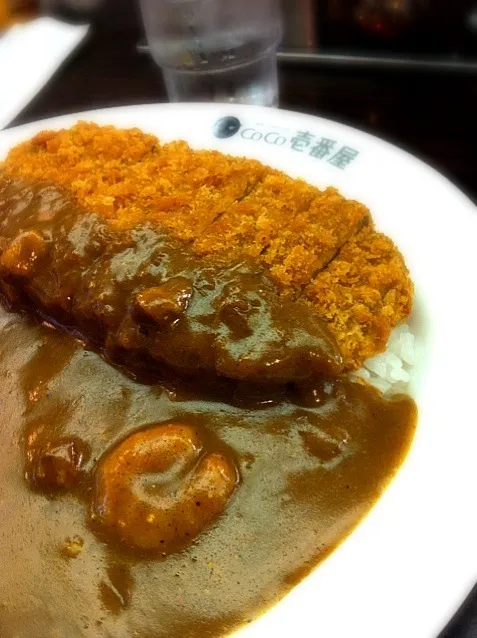 Snapdishの料理写真:CoCo壱エビ煮込みカレービーフかつトッピング4辛！|abe yoshiroさん