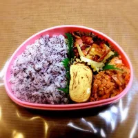 家にあったもので作ったお弁当☻|屋敷由佳さん