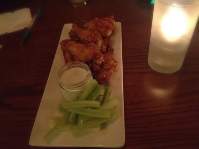 Snapdishの料理写真:chicken wings|Ting-hsuan Yuさん