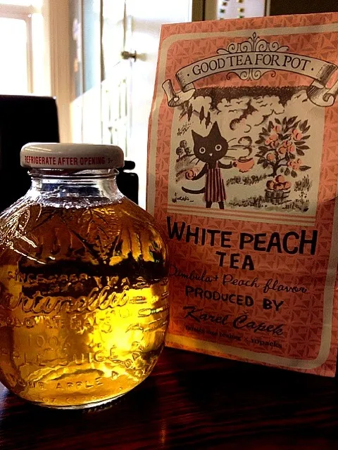 white peach teaとapple juice|山村勇三さん