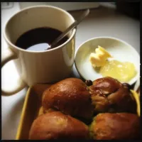 Snapdishの料理写真:bread and cocoa|Ninnet Ongartthawornさん