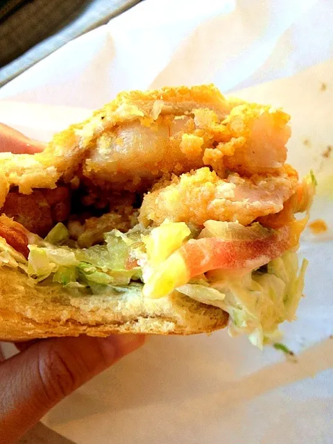 Snapdishの料理写真:parkway shrimp po-boy|lanchi bombalierさん