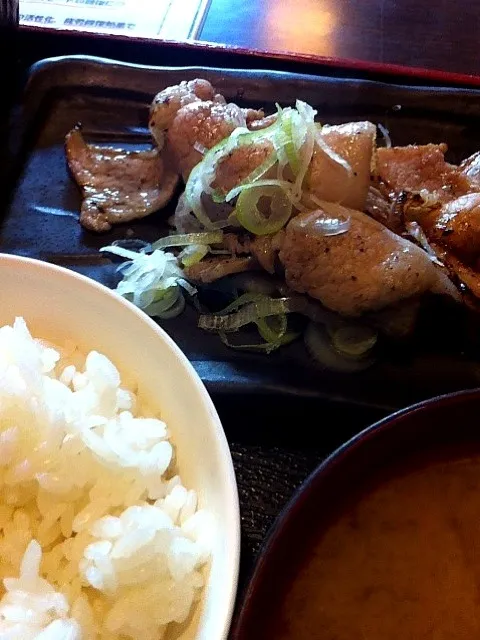 ネギ塩豚カルビ定食|masamiyさん