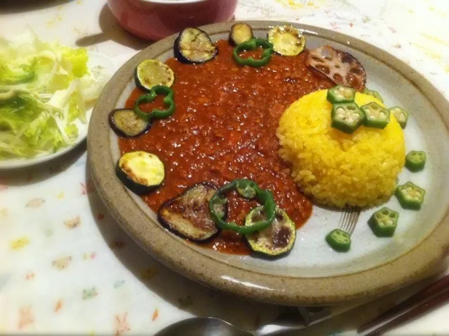 今日は本物のカレー！ キーマカレーとサラダ！！|takeharuさん