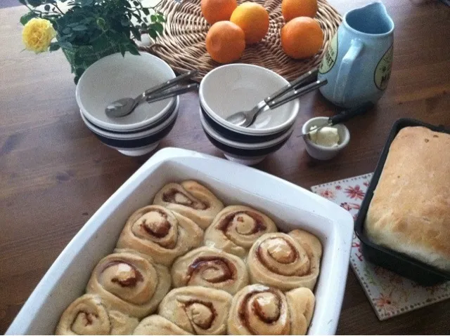 Homemade bread & cinamon buns|Celine Cossou-Bordesさん