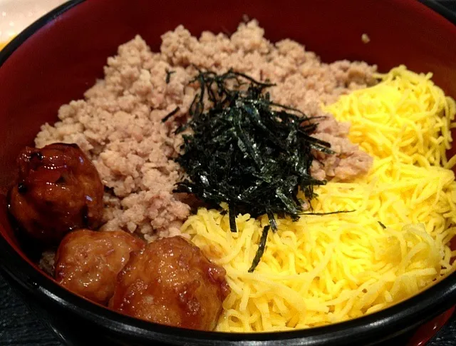 鶏そぼろ丼|toshi,I🍴さん