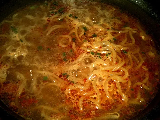 Snapdishの料理写真:もつ鍋の〆ラーメン|ゆみさん