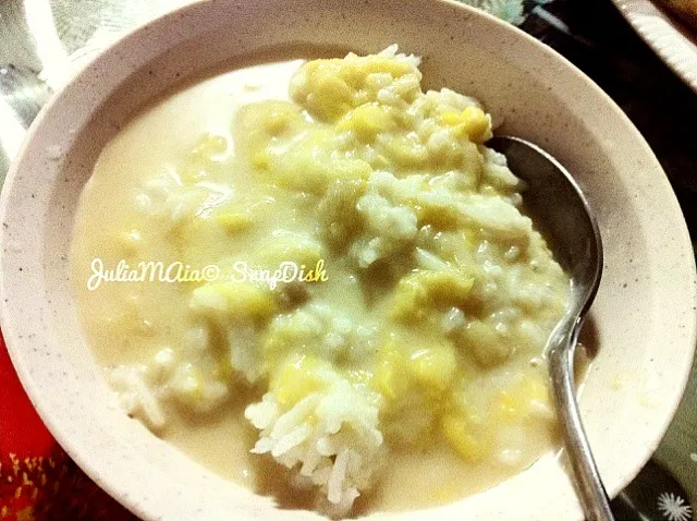 Mom's Serawa Durian best eaten ć sticky (glutinuous) rice but i prefer mine ć plain rice. POWERRRR!|Julia Aliさん