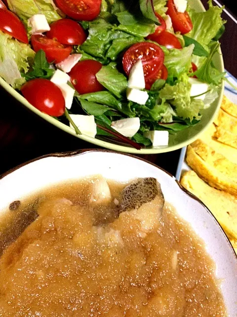 Snapdishの料理写真:サラダ  カレイのみぞれ煮|amiさん