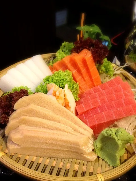 Snapdishの料理写真:vegetable sashimi|willzさん