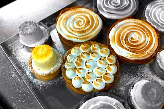 lemon tart with meringue italienne|freyaさん