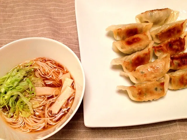 梅おかかトロトロにゅうめん、餃子|naokoさん