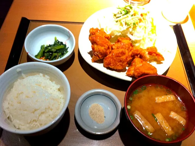 Snapdishの料理写真:からあげ定食|yukoさん