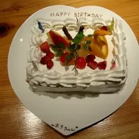 Snapdishの料理写真:お誕生日ケーキ|あきさん