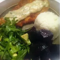 Chicken Steak w/lemon mustrd sauce, Roasted Beets, Arugula salad|liz fuentesさん