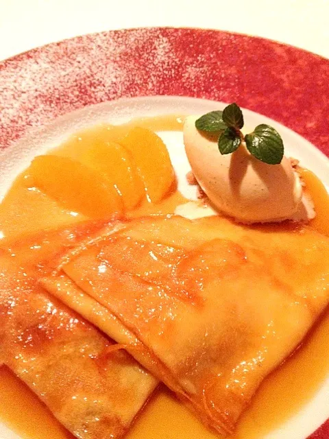 crepe and vanilla ice cream|lauren shannonさん