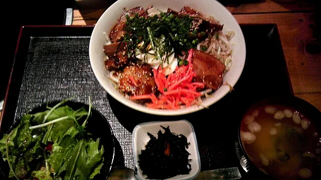 チャーシュー丼定食|ふなふなさん