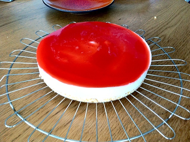 いちごゼリーのせレアチーズケーキ みんち Snapdish スナップディッシュ Id 99h9t