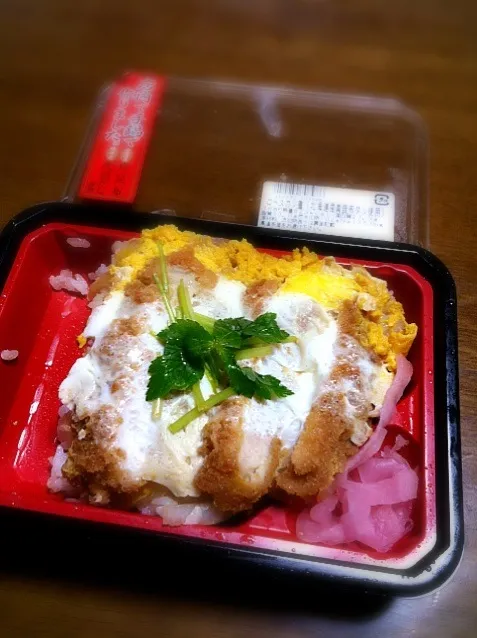 ロースカツ丼|shoskenさん