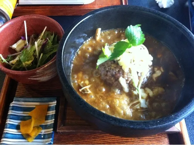 Snapdishの料理写真:とろ〜りチーズときのこの石焼きカレー|くるみさん