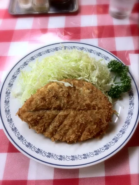 老舗洋食屋のメンチカツ|kosukeさん