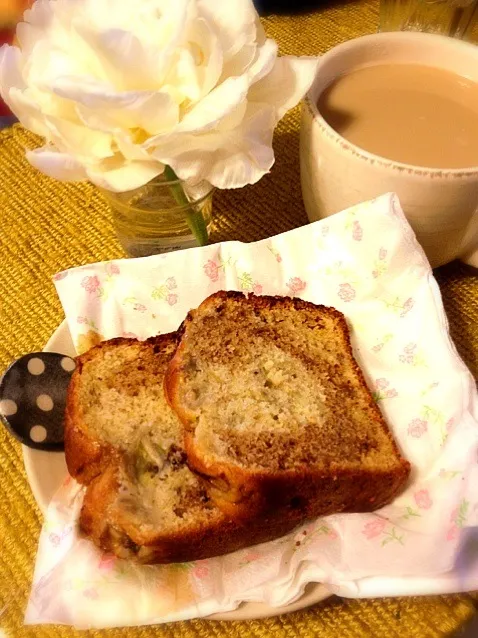 チョコバナナケーキで朝ごはん♪|yukoさん