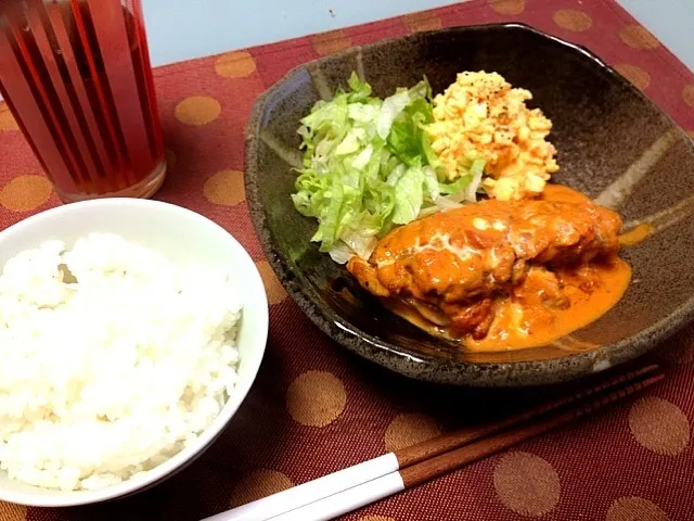 チキンのトマトソース煮込み|あらき まゆさん