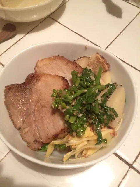 豚肉、タケノコ、菜の花ナムルの丼|masakoさん