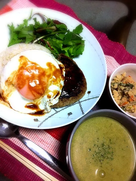 ロコモコ丼＆ブロッコリースープ|takoさん