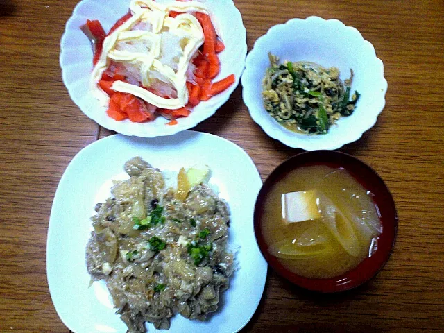 茸たっぷり丼、オニオンサーモン|阿部昭子さん