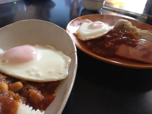 トマト豆カレー。ご飯バージョンとガレットバージョン。|ひまさん