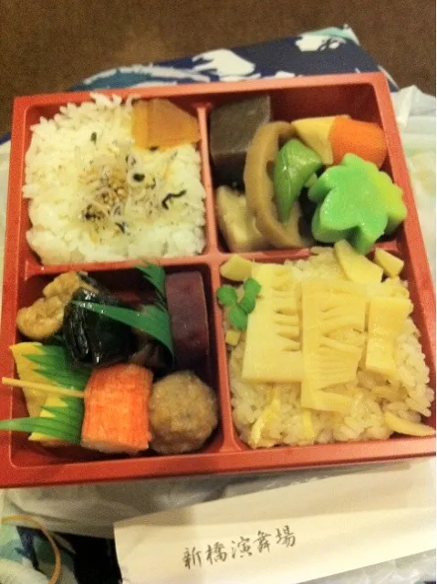 筍ご飯 お弁当|hirolynさん