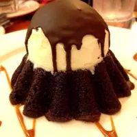 Molten Chocolate Cake|Dennise Pesebreさん