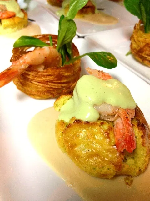 Seared King Prawn on Potato Crisp & Avocado Souffle|Chris Shannonさん