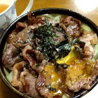 Snapdishの料理写真:☆霜降り和牛焼肉シャキ②玉ねぎ丼☆|りなさん