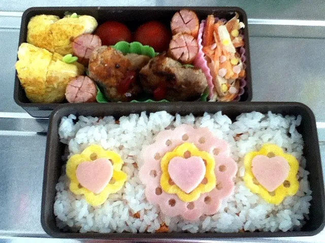 ハートフル弁当❤おかずはちょっと失敗💦|モモさん