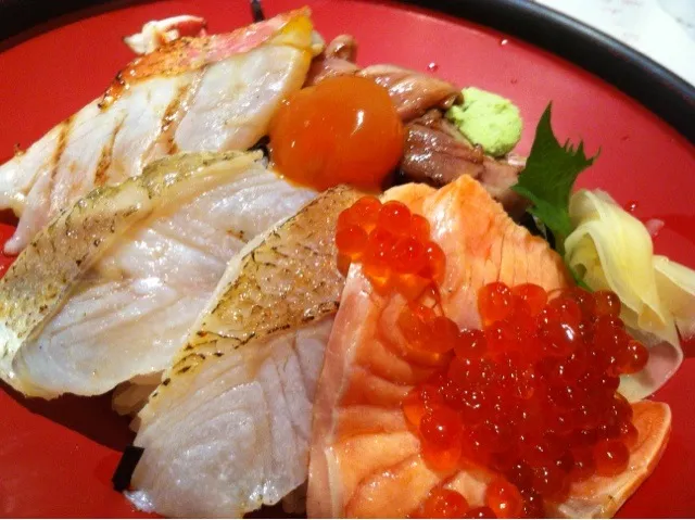 五種海鮮丼  極|skumeさん
